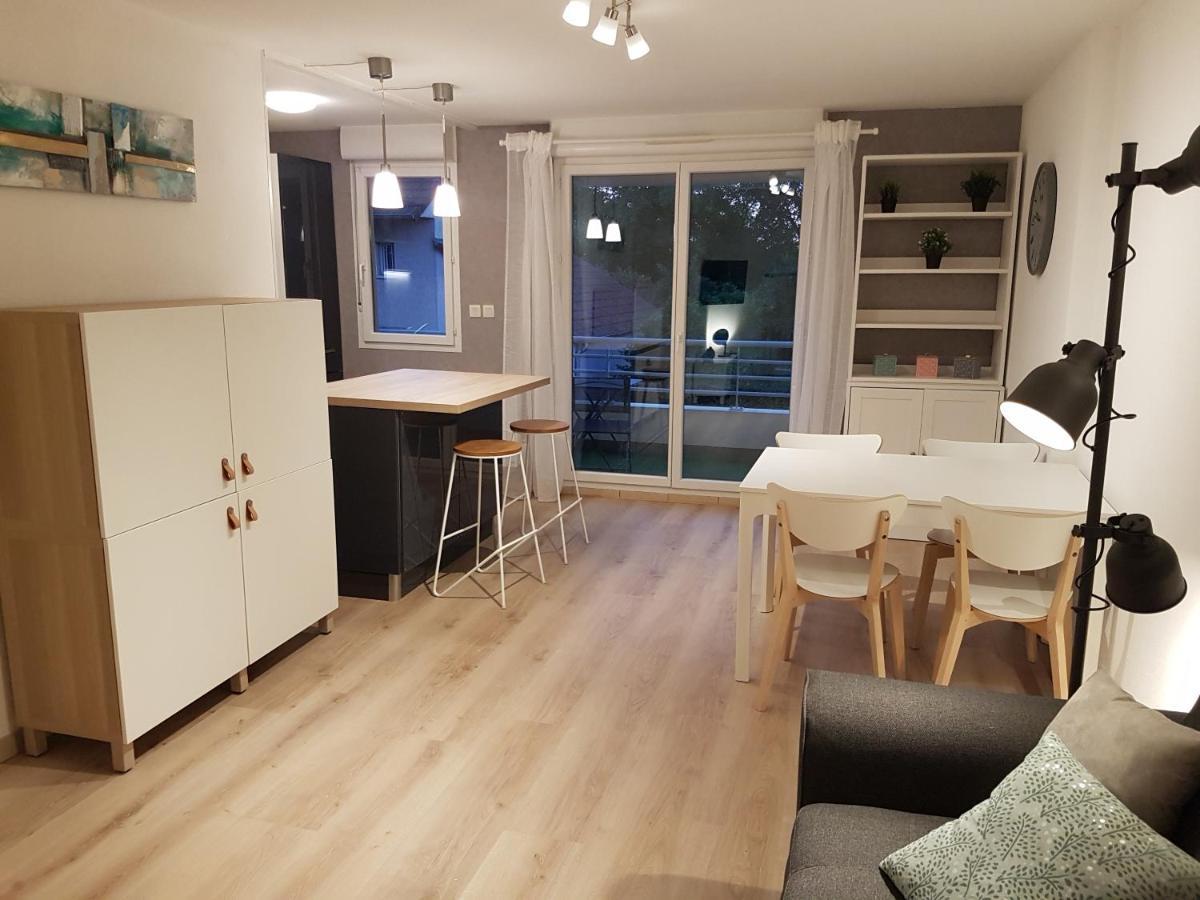 Beaune Appartement Avec Parking Et Wifi Gratuit エクステリア 写真